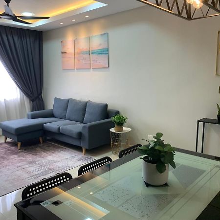 Dnaura Homestay Batu Buruk Terengganu Κουάλα Τερενγκάνου Εξωτερικό φωτογραφία