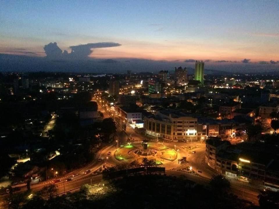 Dnaura Homestay Batu Buruk Terengganu Κουάλα Τερενγκάνου Εξωτερικό φωτογραφία